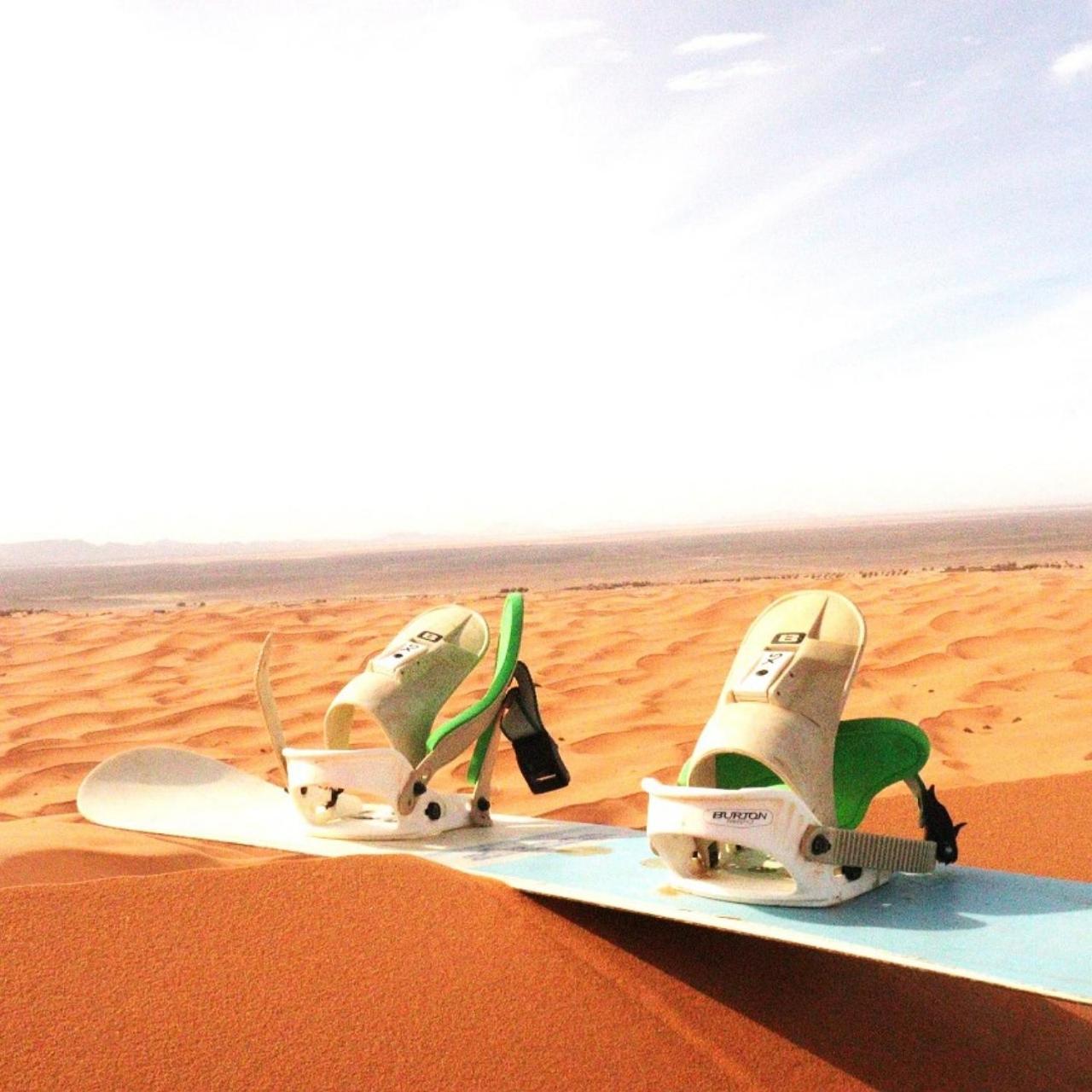 Bivouac La Fibule Des Dunes Merzouga Exteriör bild